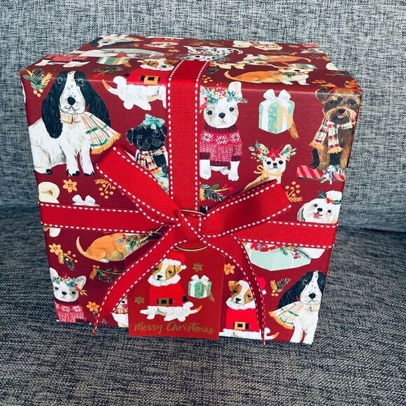 NWT Christmas Dogs Holiday Gift Box Decor - Picture 1 of 3